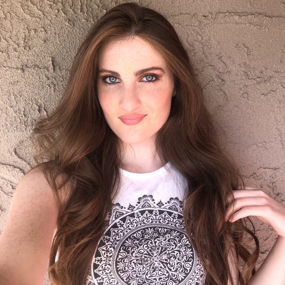 Meet your Posher, Kelly